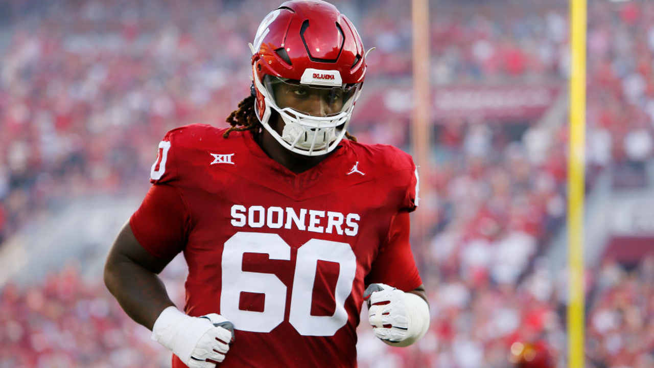 Dallas Cowboys select OT Tyler Guyton in first round
