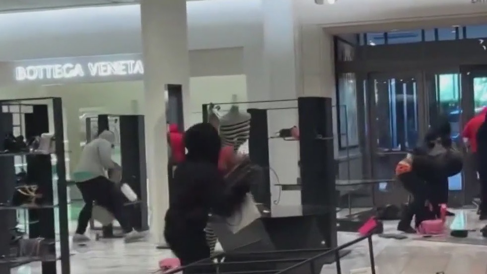 LASD to discuss plan to stop smash-and-grab robberies