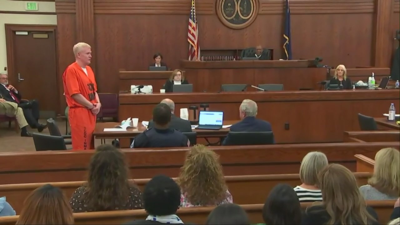 Alex Murdaugh sentenced for embezzlement in addition to life sentence