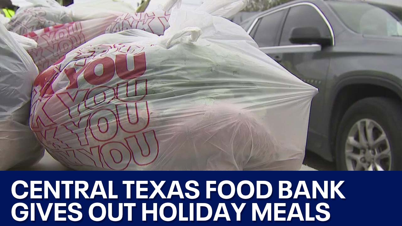 Austin food bank gives out holiday meal